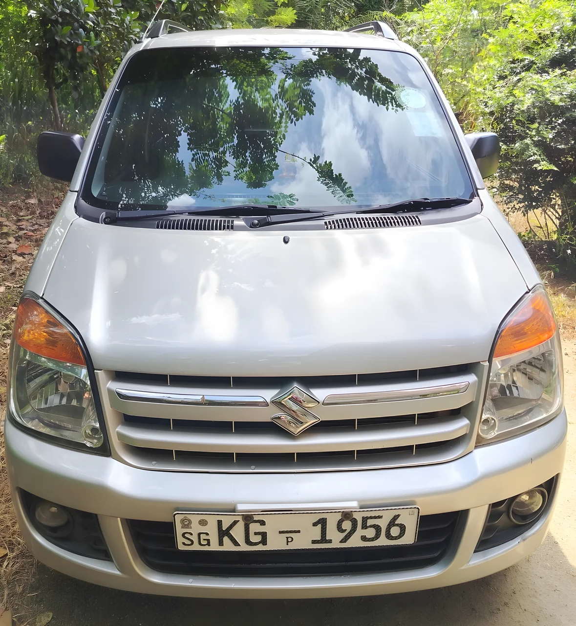 Thumbnail 4 background