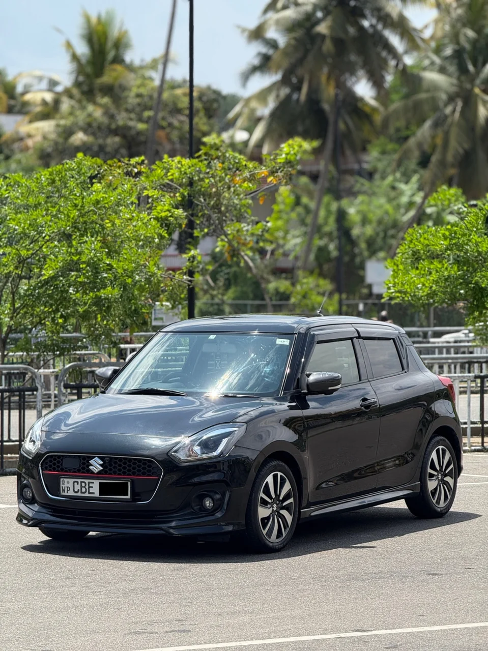 Thumbnail 2 background