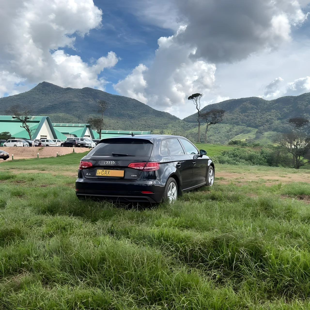 Vehicle image 8