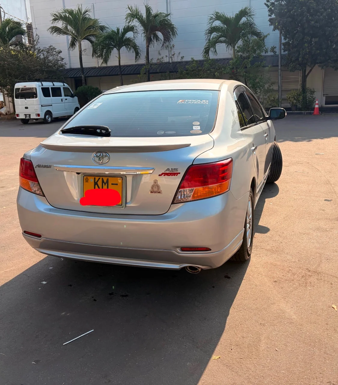 Thumbnail 4 background