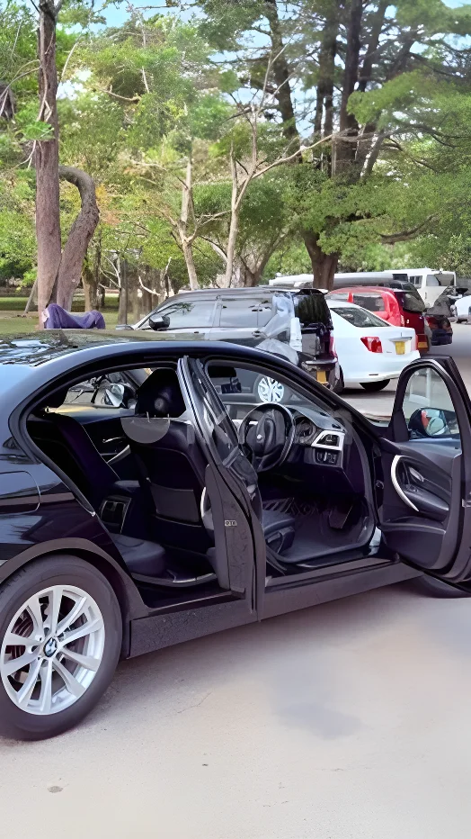 Thumbnail 3 background