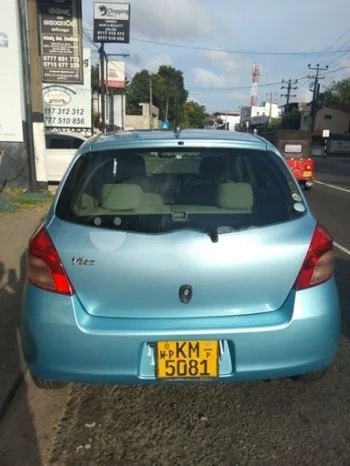 Thumbnail 4 background