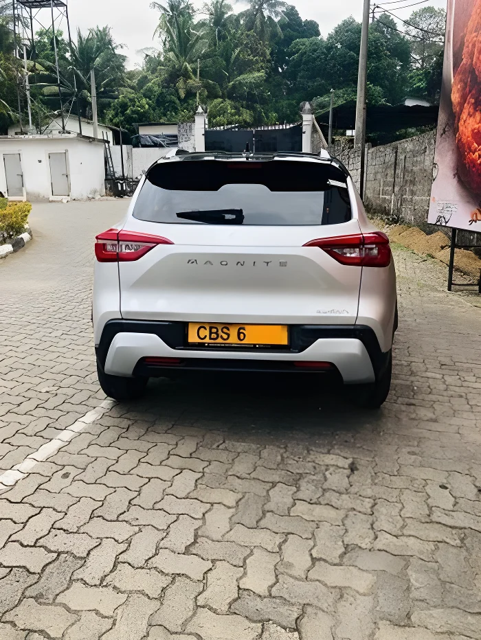 Thumbnail 4 background