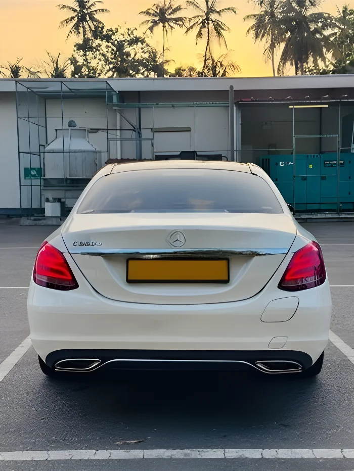 Thumbnail 4 background