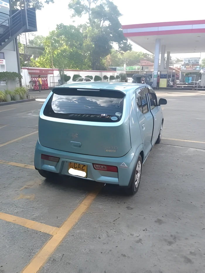 Thumbnail 3 background