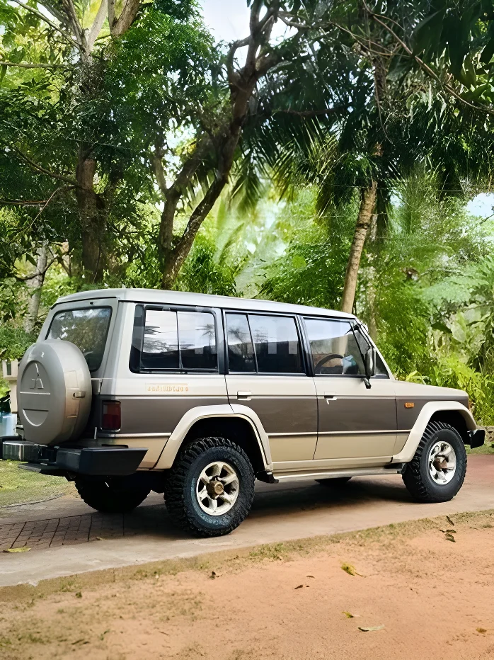 Thumbnail 4 background