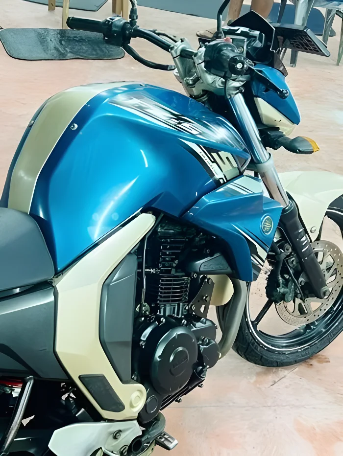 Thumbnail 3 background