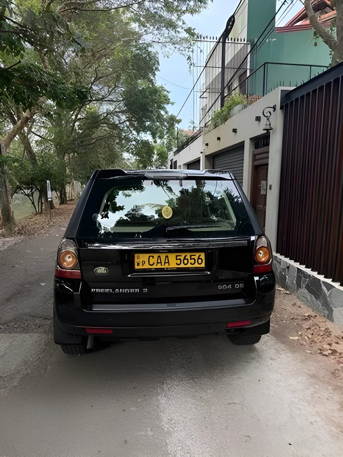 Thumbnail 4 background