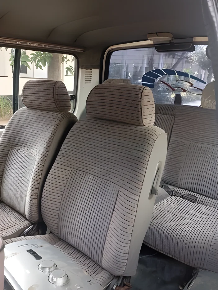 Thumbnail 2 background