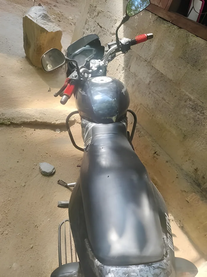 Thumbnail 2 background