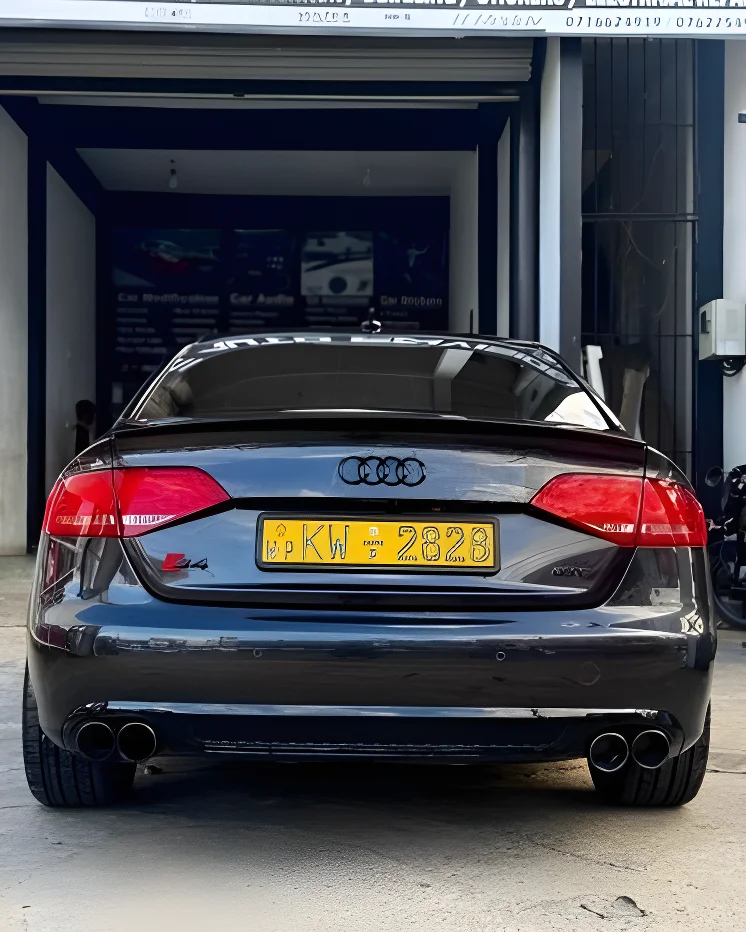 Thumbnail 2 background