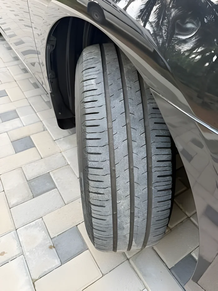 Thumbnail 4 background