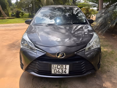2017 Toyota Vitz