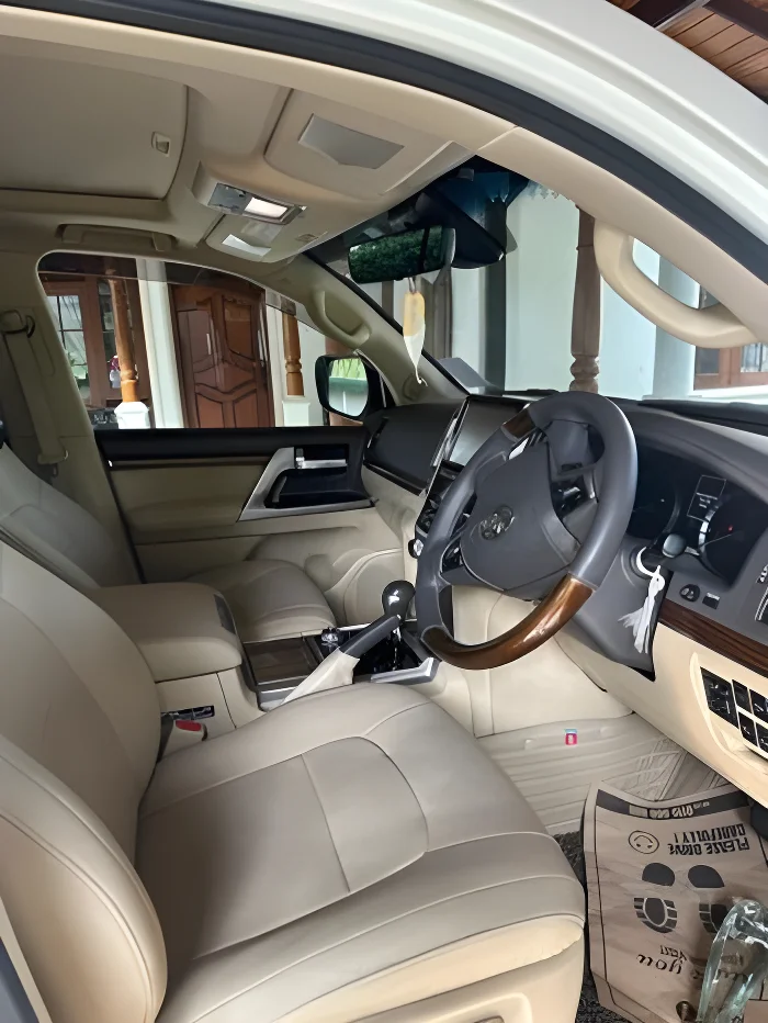 Thumbnail 2 background