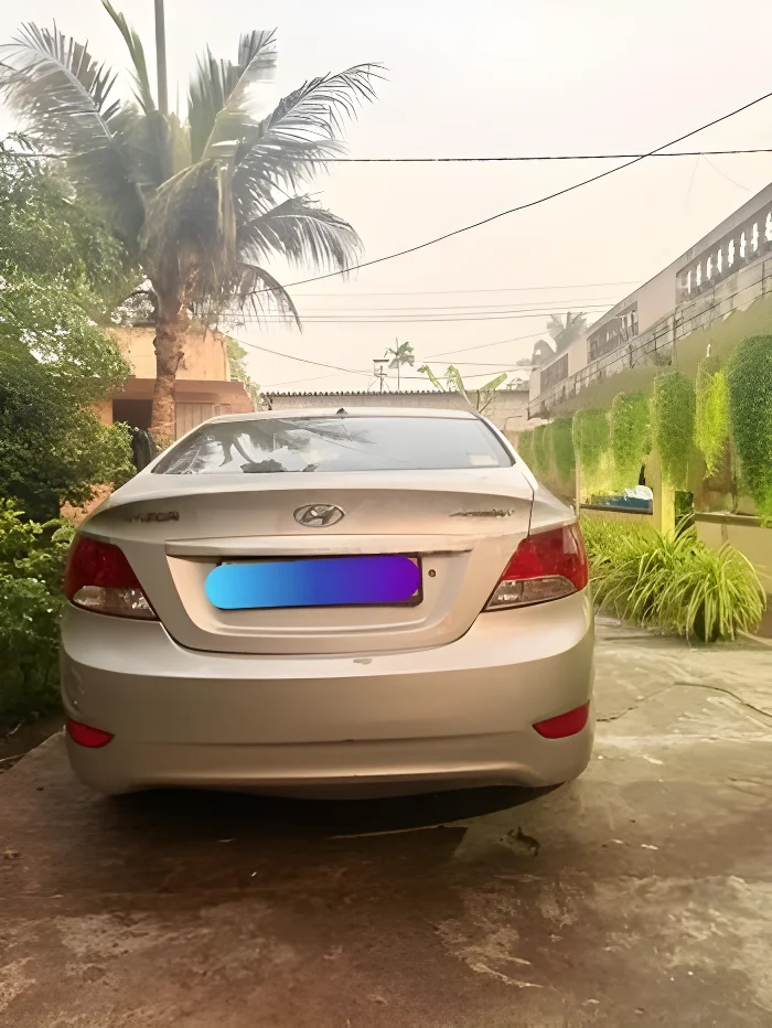 Thumbnail 3 background