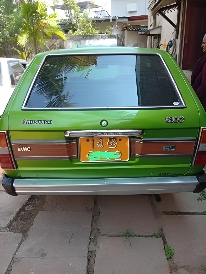 Thumbnail 4 background