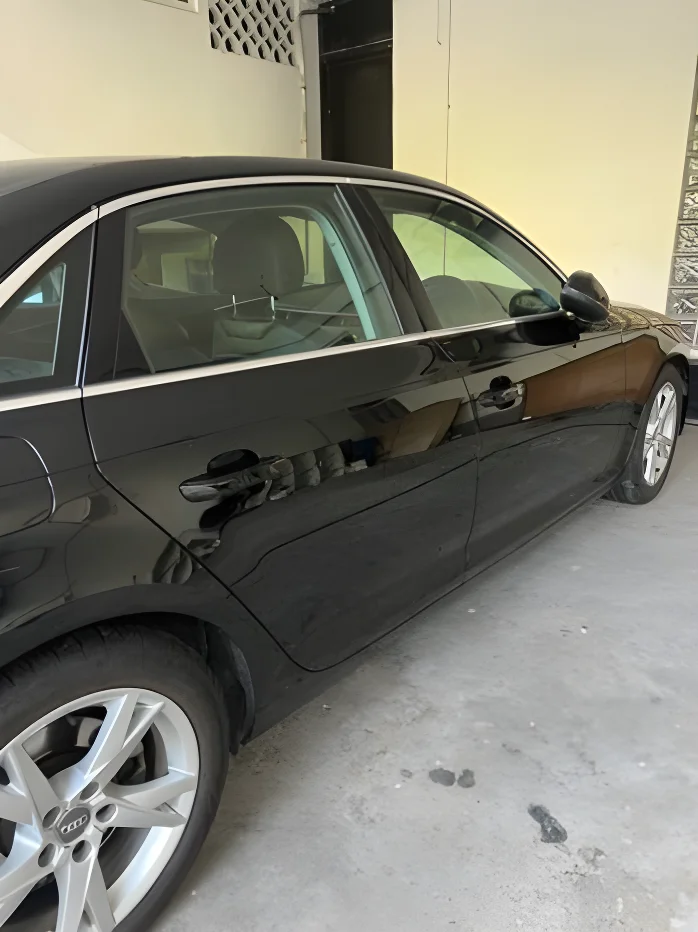 Thumbnail 2 background