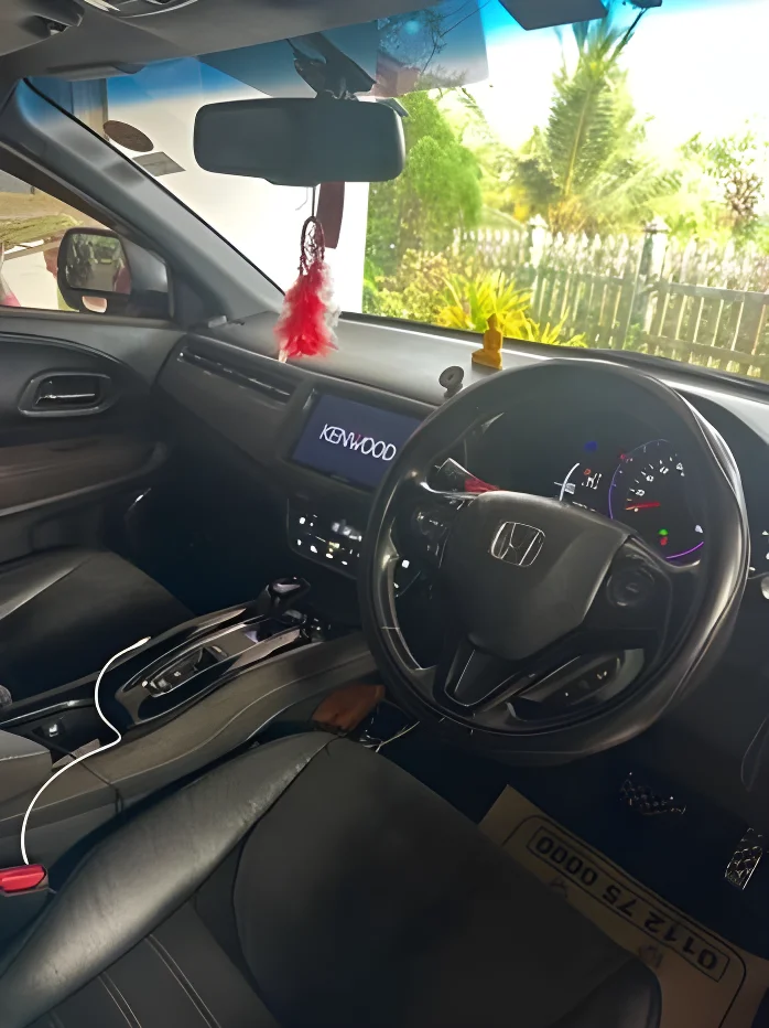 Thumbnail 2 background