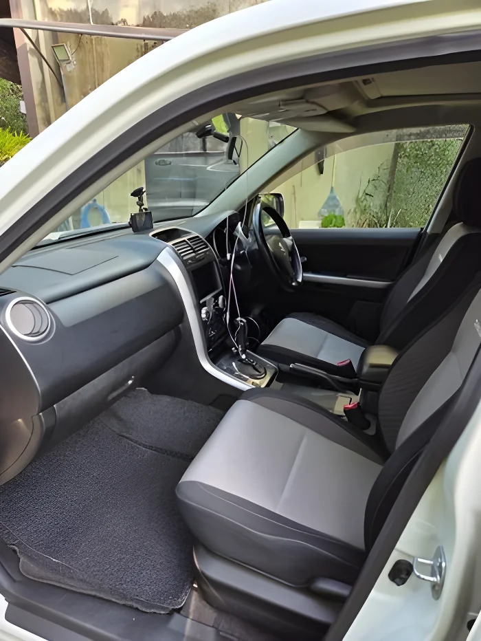 Thumbnail 1 background