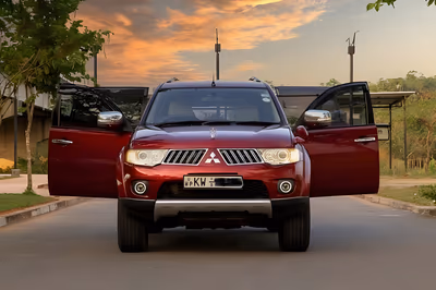 2012 Mitsubishi Montero