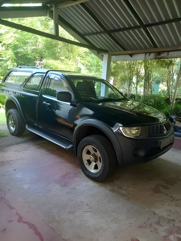 Thumbnail 1 background