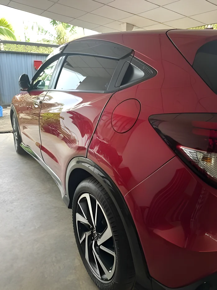 Thumbnail 3 background