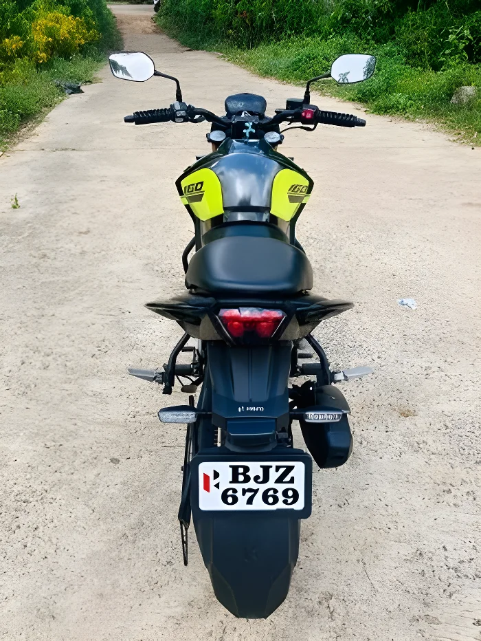 Thumbnail 3 background