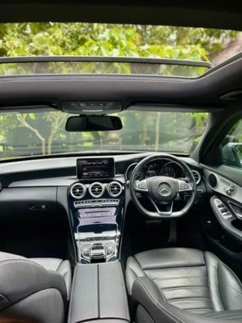 Thumbnail 3 background