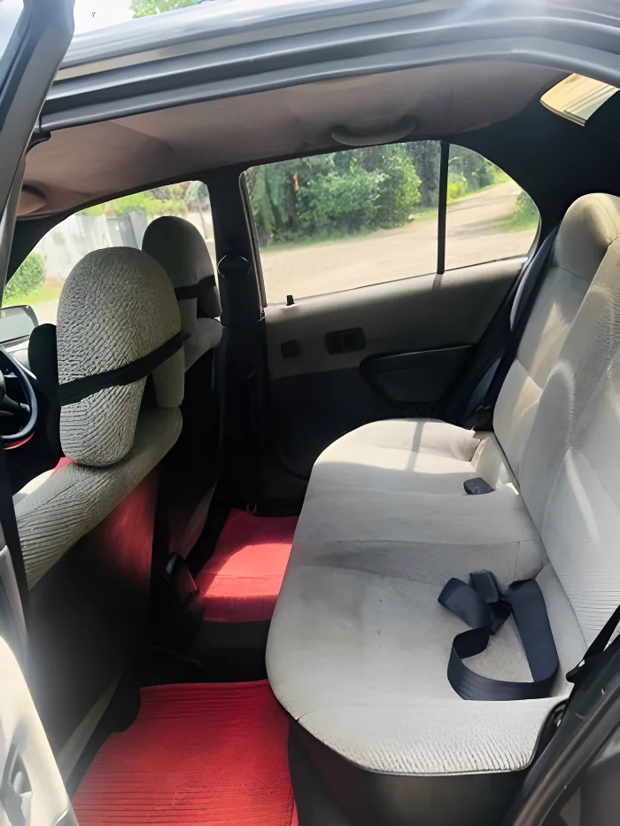 Thumbnail 2 background