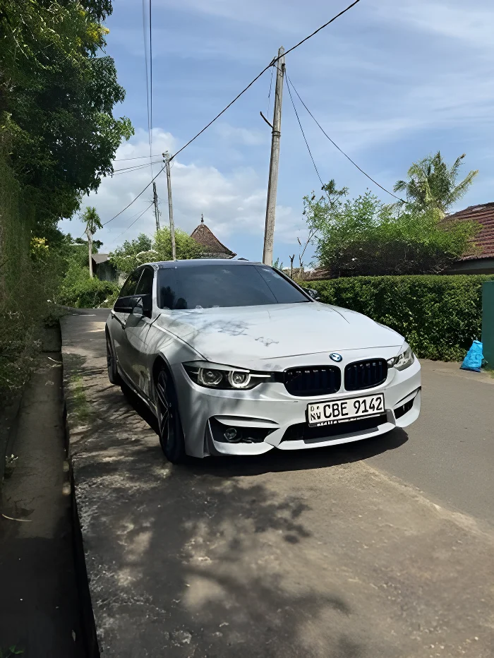 Thumbnail 1 background