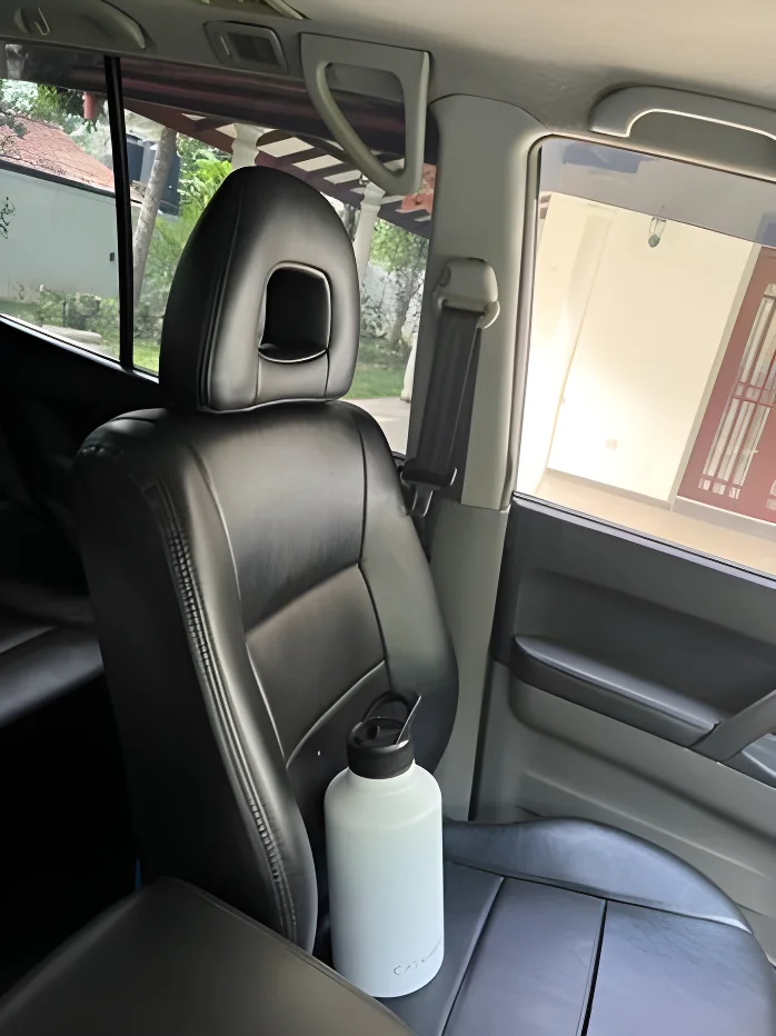 Thumbnail 3 background