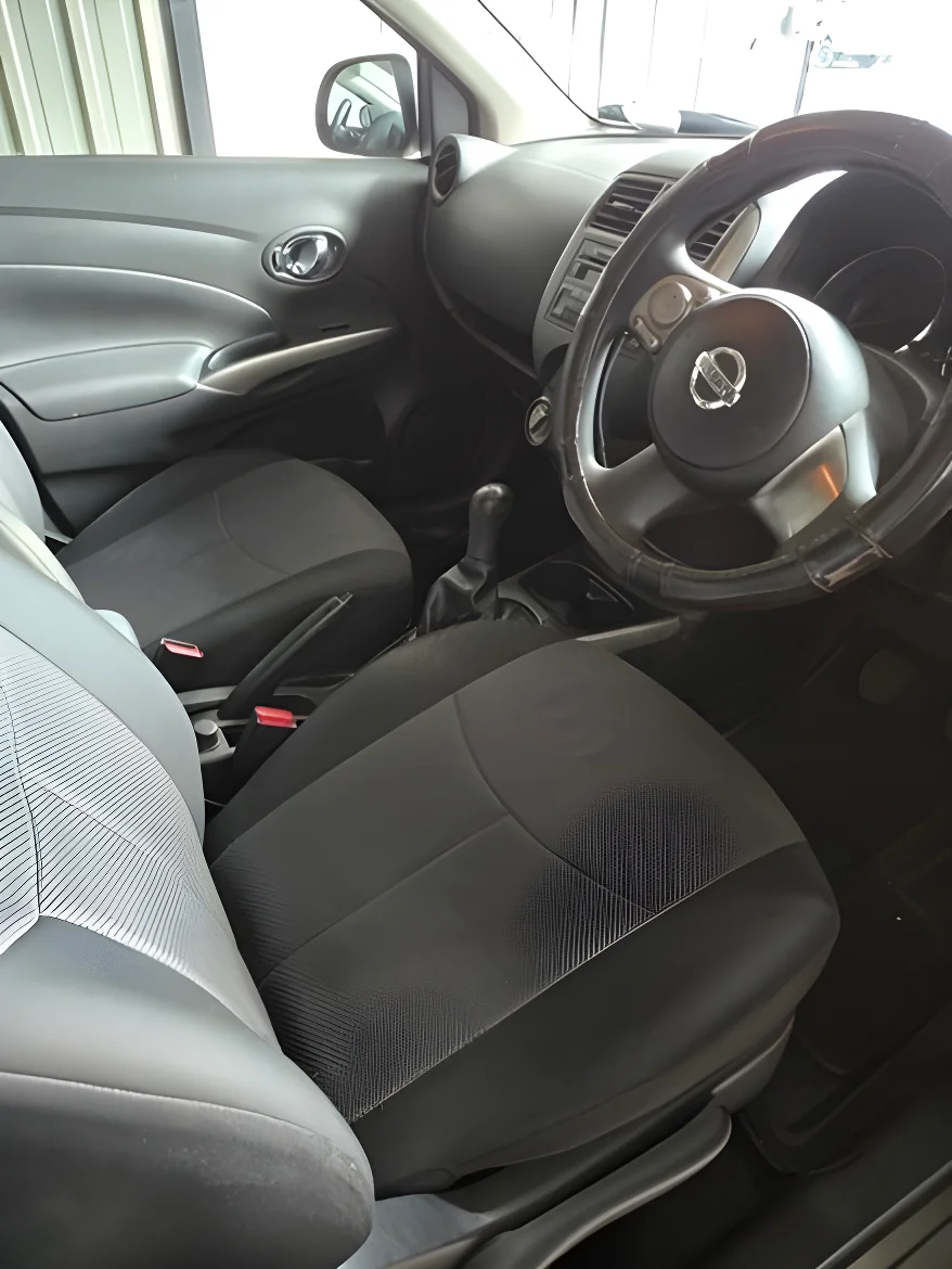 Thumbnail 4 background