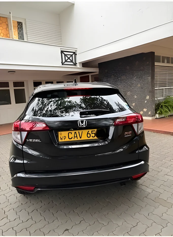 Thumbnail 2 background