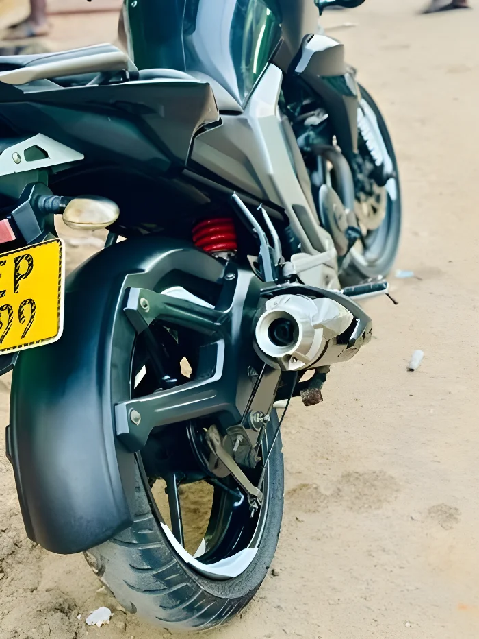 Thumbnail 2 background