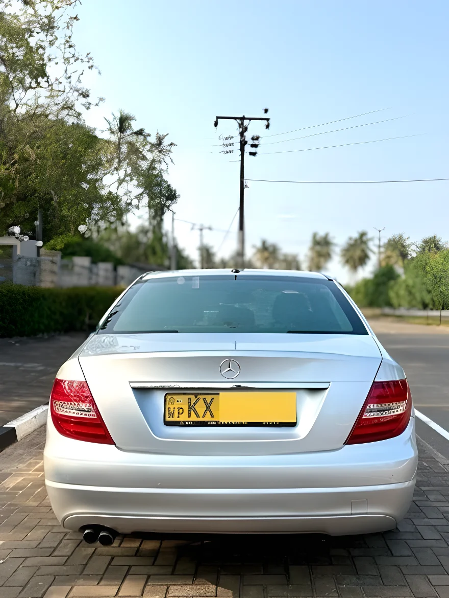 Thumbnail 4 background