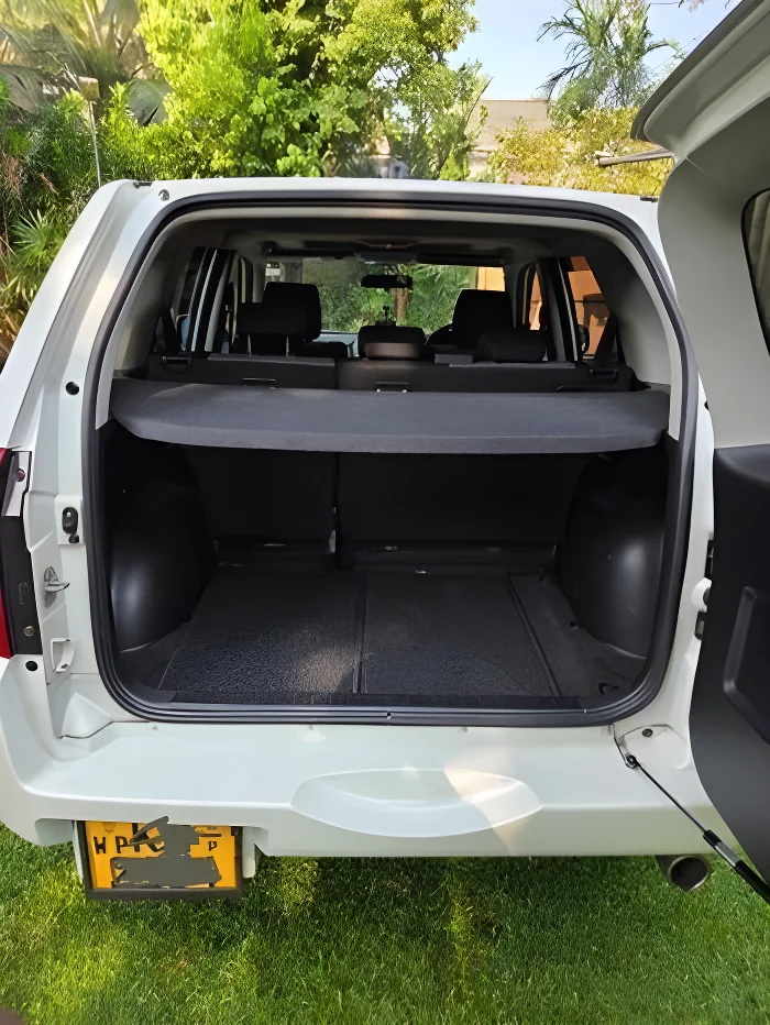 Thumbnail 4 background