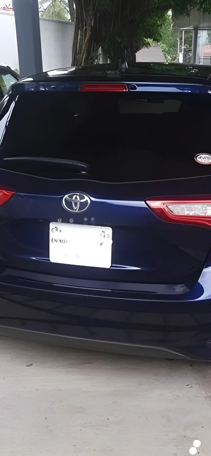 Thumbnail 3 background