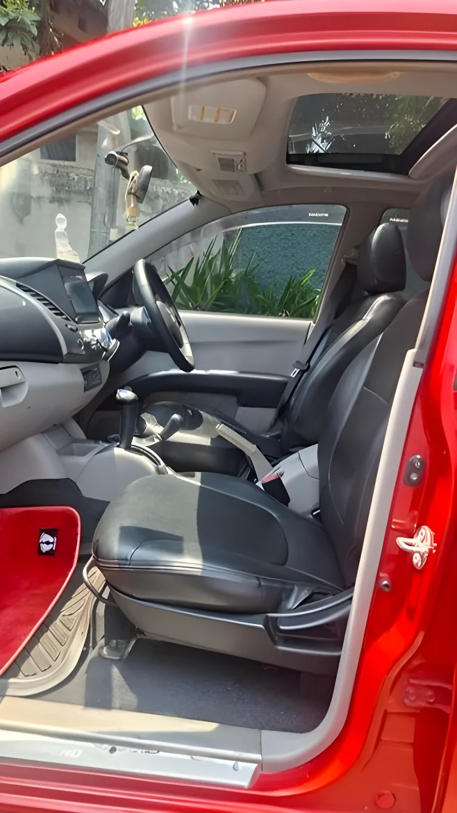 Thumbnail 2 background