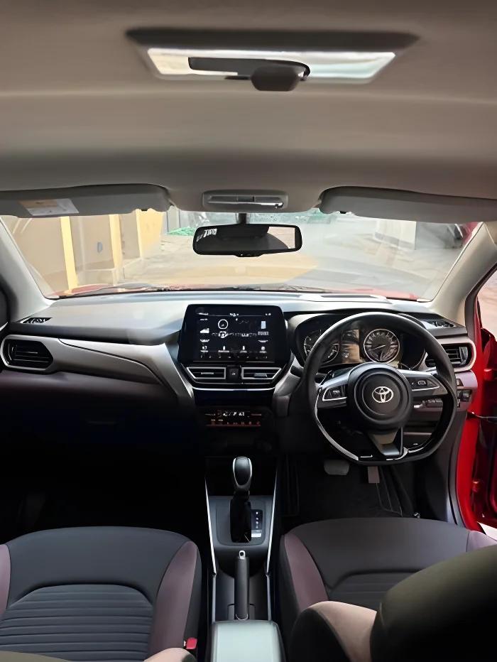 Thumbnail 2 background