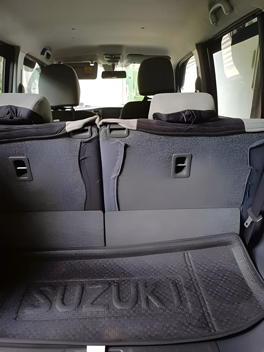 Thumbnail 2 background