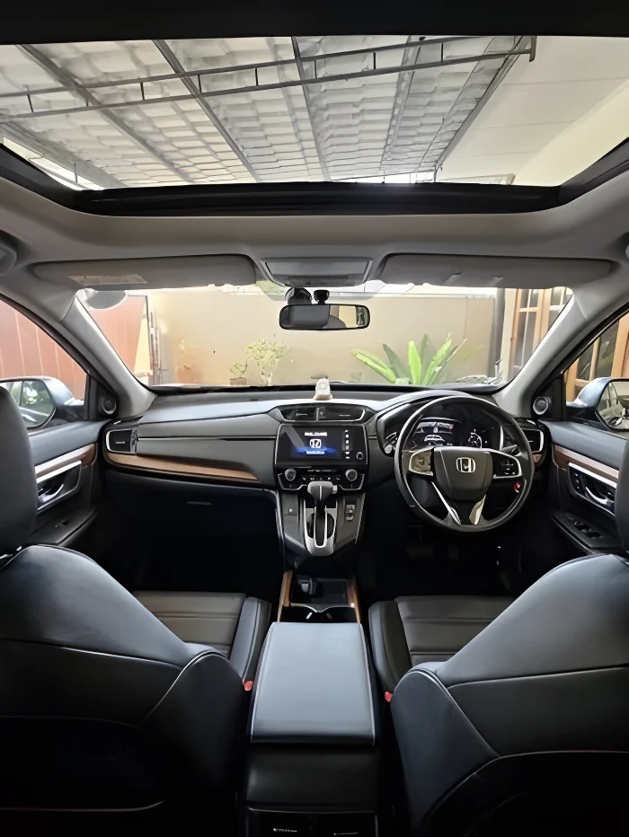 Thumbnail 2 background