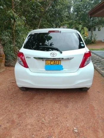 Thumbnail 4 background