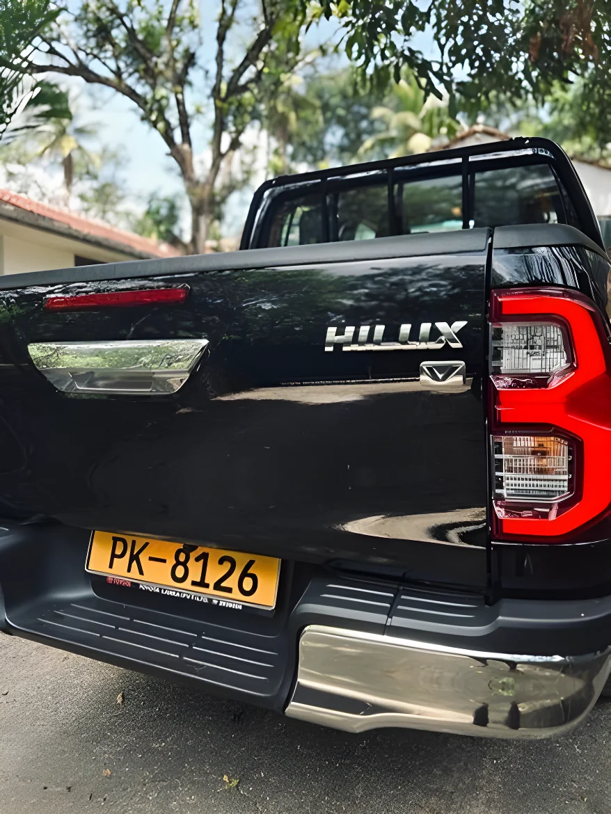 Thumbnail 4 background