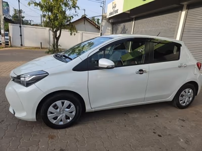 2016 Toyota Vitz