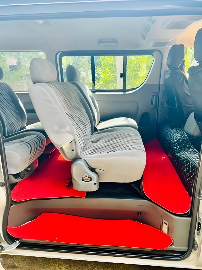 Vehicle image 9 background