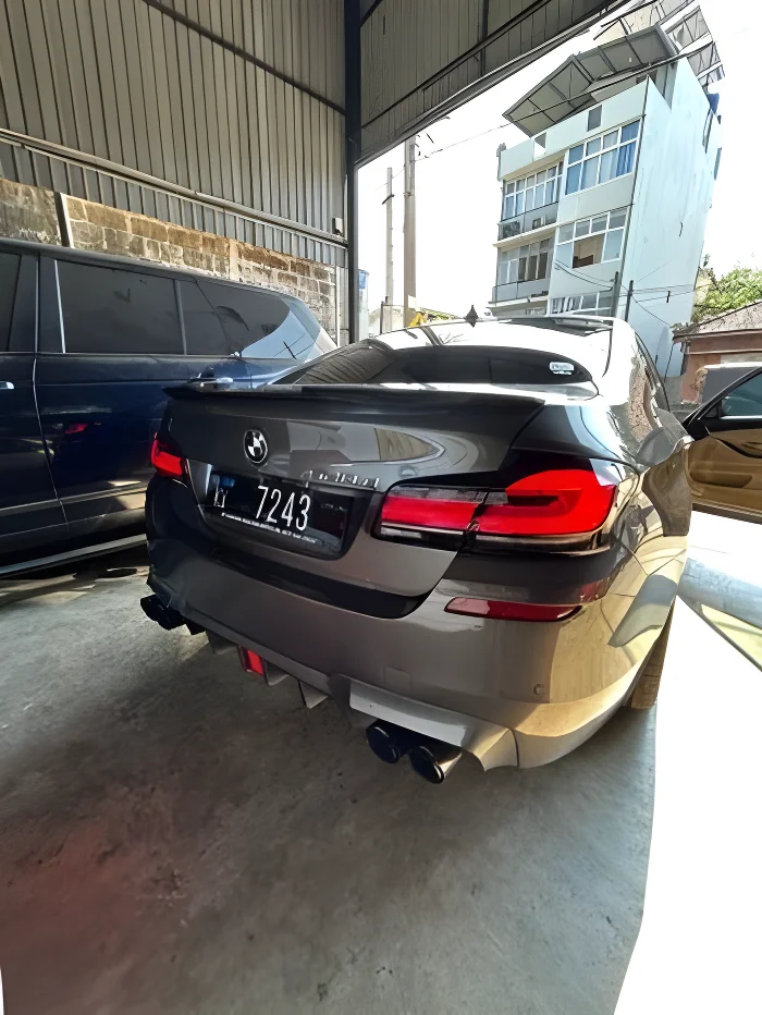 Thumbnail 4 background