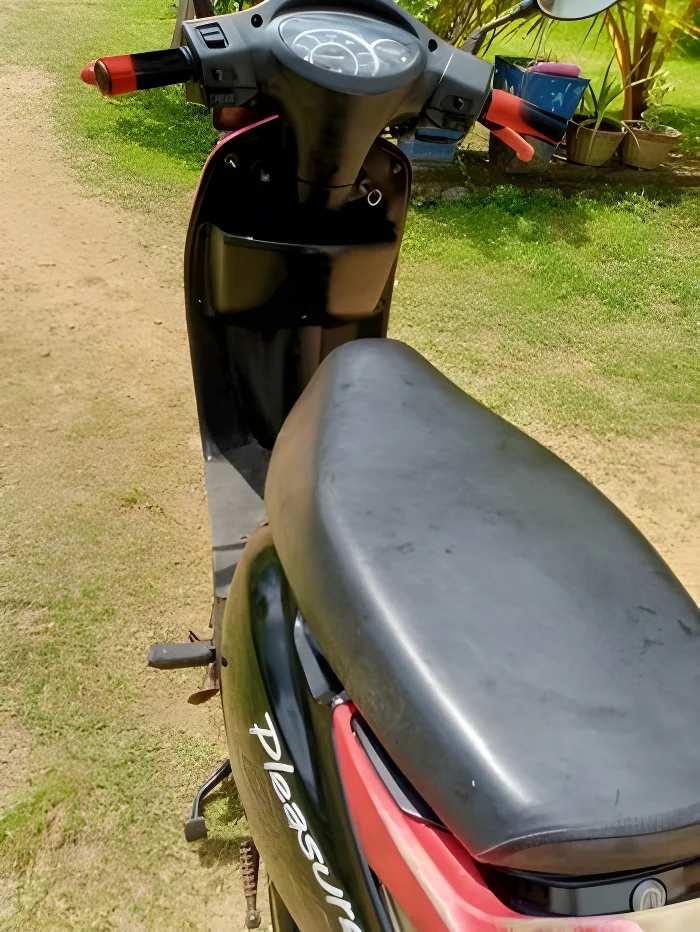 Thumbnail 2 background