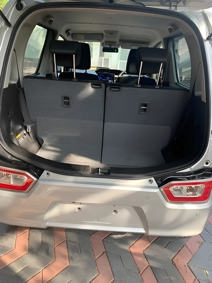 Thumbnail 4 background