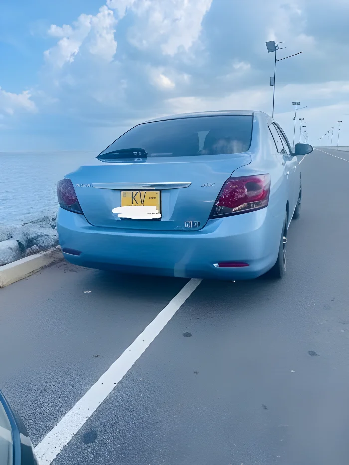 Thumbnail 4 background