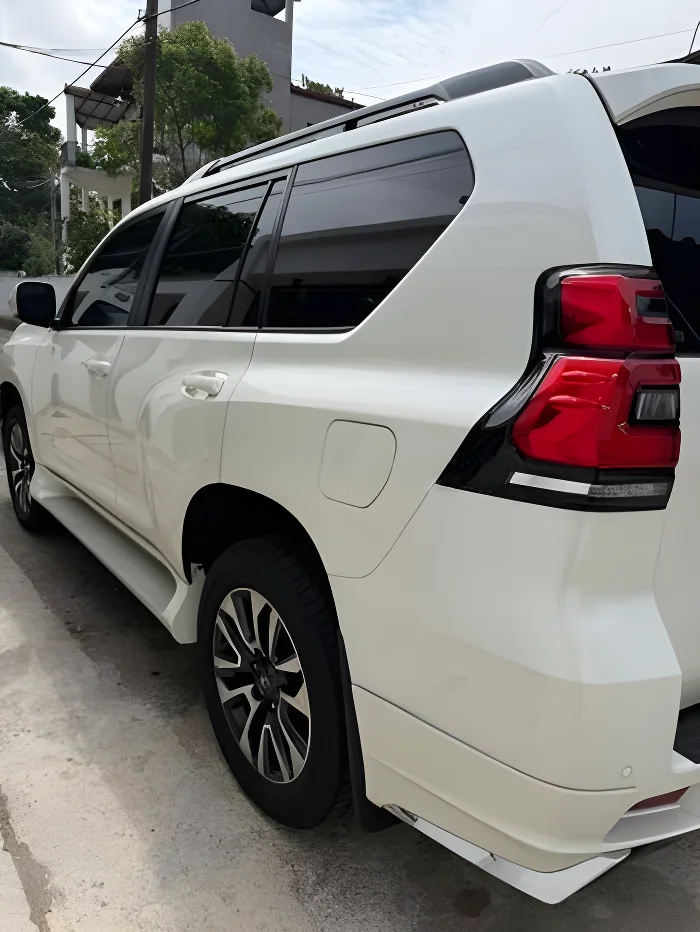 Thumbnail 2 background